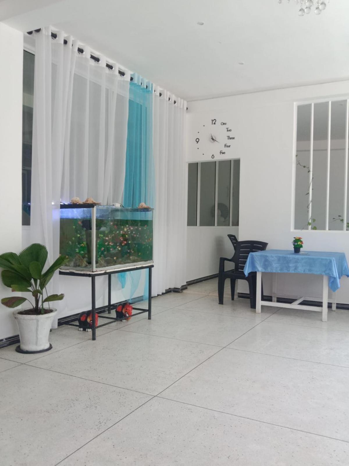 לינה וארוחת בוקר מיריסה Moon Light Guest מראה חיצוני תמונה