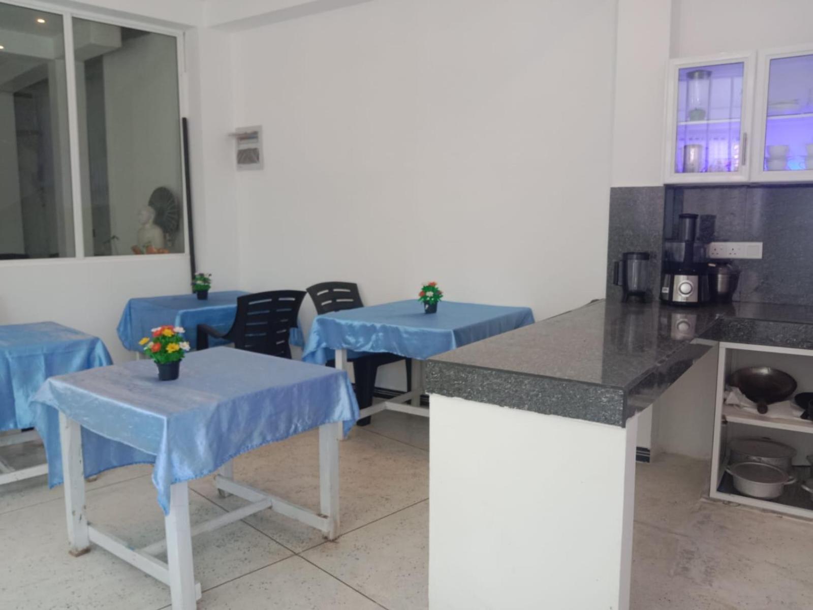 לינה וארוחת בוקר מיריסה Moon Light Guest מראה חיצוני תמונה